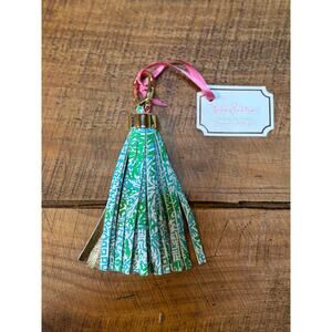 NEW Lilly Pulitzer Tassel Purse Clip/Keychain Green Blue Gold Hardware